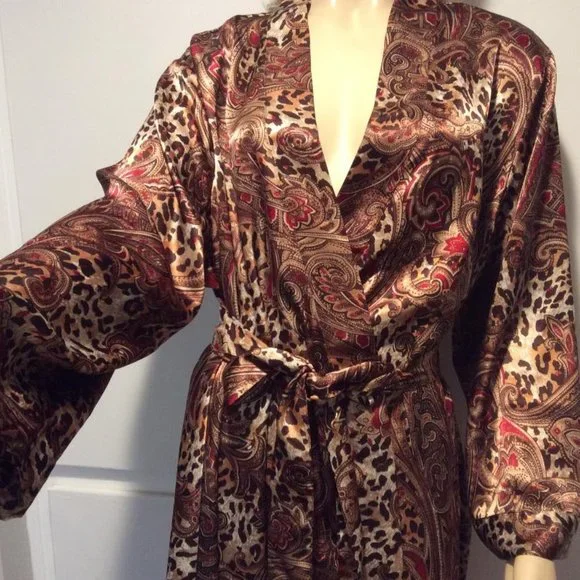 Morgan Taylor Intimates 2X Satiny Kimono robe NWOT - Picture 3 of 7